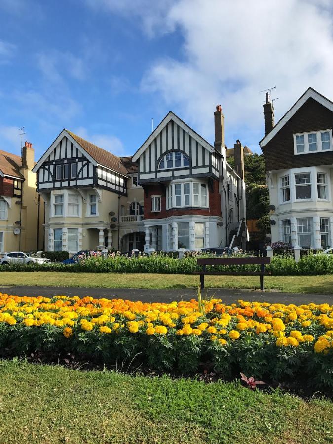 Elegant Spacious Seaside Apartment St Leonards-on-Sea Екстериор снимка